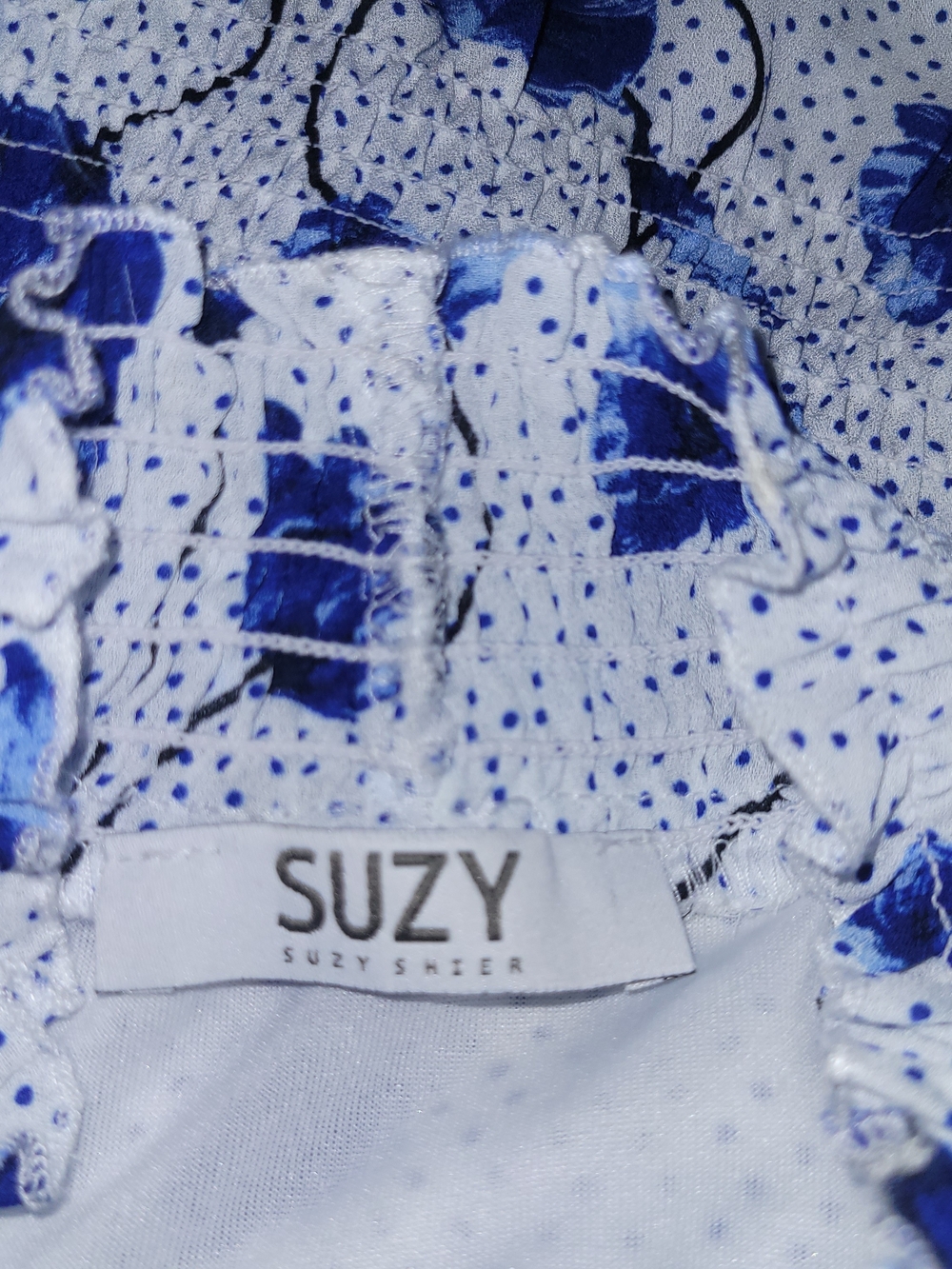 Suzy Shier Sleeveless White & Blue Floral Smocked Neck Peplum Top - Picture 6 of 6